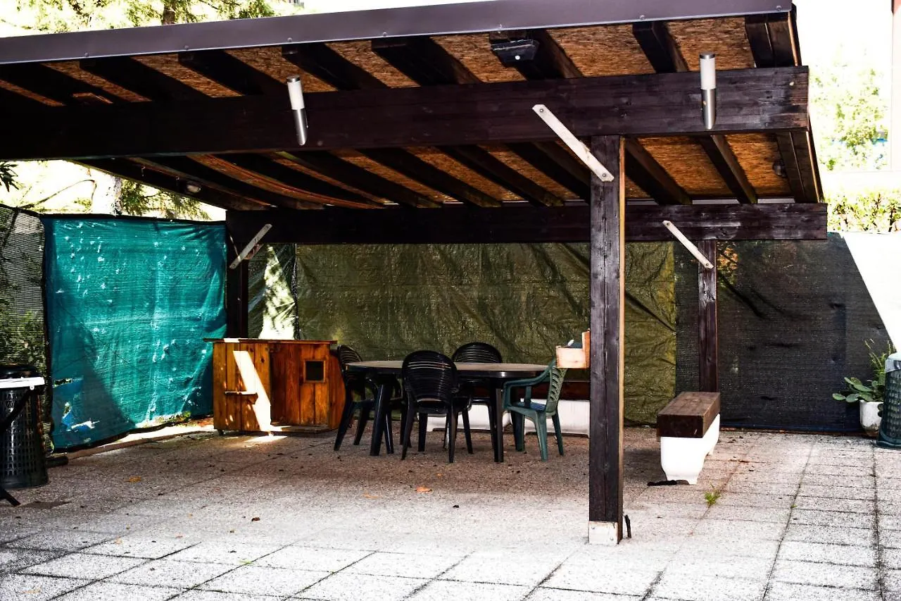 Guest house Affittacamere Alloro -Solo Affitti Brevi Modena